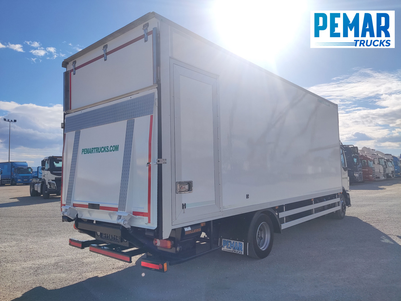 VOLVO FL 210 12T CAJA CERRADA - Грузовик с закрытым кузовом: фото 5 VOLVO FL 210 12T CAJA CERRADA - Грузовик с закрытым кузовом: фото 5