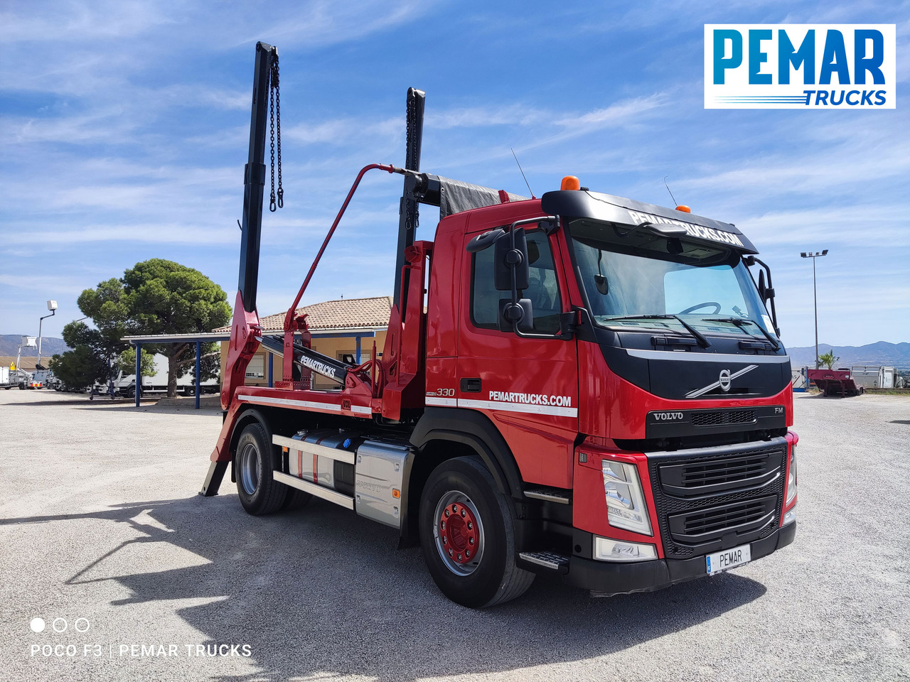 VOLVO FM 330 PORTACONTENEDOR CADENAS 18T - Портальный бункеровоз: фото 3 VOLVO FM 330 PORTACONTENEDOR CADENAS 18T - Портальный бункеровоз: фото 3