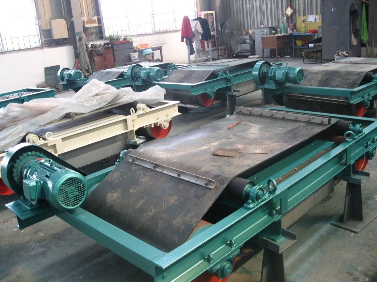 Kinglink B800 Magnetic Separator for remove iron and steels - Ленточный конвейер: фото 1 Kinglink B800 Magnetic Separator for remove iron and steels - Ленточный конвейер: фото 1