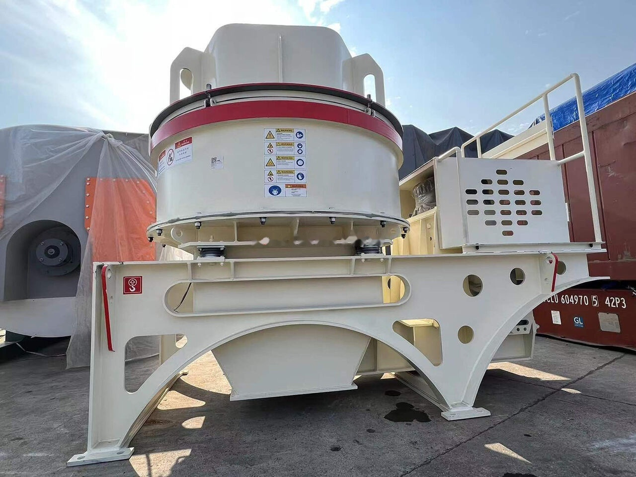 Kinglink KL-7 Vertical Shaft Impactor (VSI) for 5mm Sand Making | 30tph - Дробилка: фото 3 Kinglink KL-7 Vertical Shaft Impactor (VSI) for 5mm Sand Making | 30tph - Дробилка: фото 3