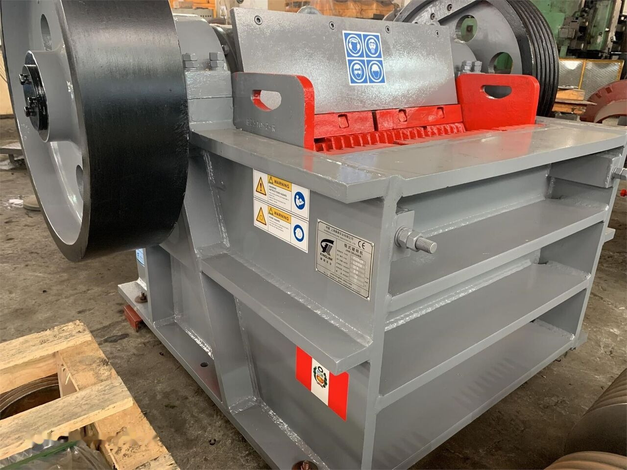 Kinglink PEX250X1000 PEX1039 River Stone Jaw Crusher - Щековая дробилка: фото 3 Kinglink PEX250X1000 PEX1039 River Stone Jaw Crusher - Щековая дробилка: фото 3