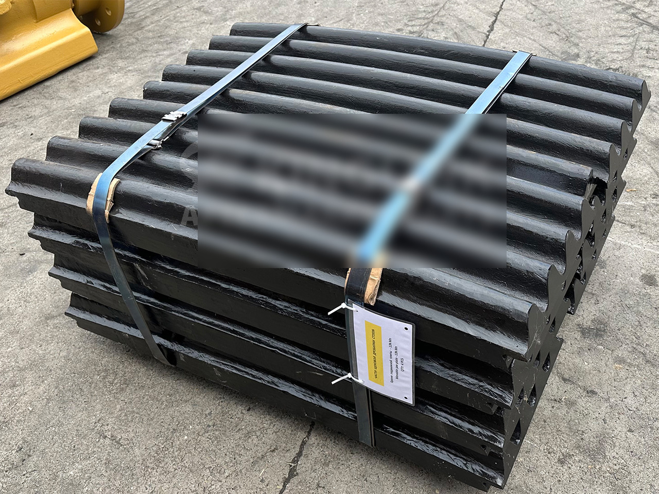 KINGLINK High Manganese Steel Movable Jaw Plates 17003347 for CT2036 Jaw Crusher - Запчасти для Строительной техники: фото 3 KINGLINK High Manganese Steel Movable Jaw Plates 17003347 for CT2036 Jaw Crusher - Запчасти для Строительной техники: фото 3