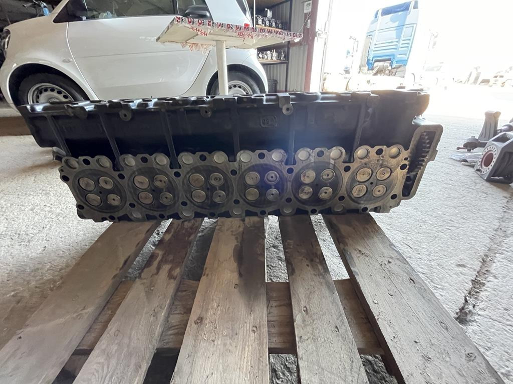 MAN TGA COMMONRAIL D20 - Головка блока для Грузовиков: фото 3 MAN TGA COMMONRAIL D20 - Головка блока для Грузовиков: фото 3