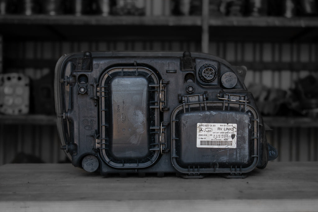 MERCEDES-BENZ ACTROS MP II - DRIVER'S - Передняя фара для Грузовиков: фото 2 MERCEDES-BENZ ACTROS MP II - DRIVER'S - Передняя фара для Грузовиков: фото 2