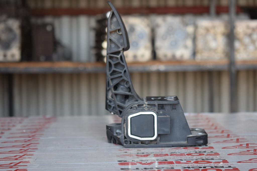 MERCEDES-BENZ ACTROS MP4 - Педаль для Грузовиков: фото 3 MERCEDES-BENZ ACTROS MP4 - Педаль для Грузовиков: фото 3