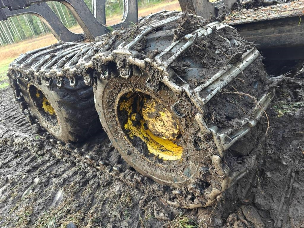 Форвардер John Deere 1210 G: фото 24