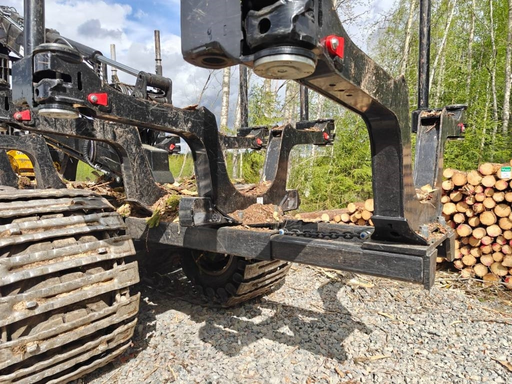 Форвардер Komatsu 855: фото 15 Форвардер Komatsu 855: фото 15