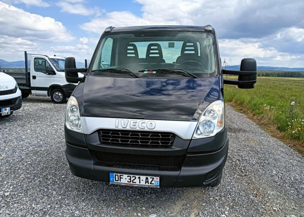 Iveco 35C13, 35C12, 35C14, 35C15 - Грузовик-шасси: фото 4 Iveco 35C13, 35C12, 35C14, 35C15 - Грузовик-шасси: фото 4