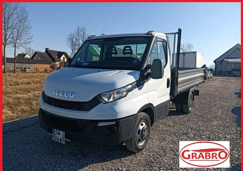 Iveco 35C15, 35C14, 35C13, 35C12 - Малотоннажный самосвал: фото 1 Iveco 35C15, 35C14, 35C13, 35C12 - Малотоннажный самосвал: фото 1