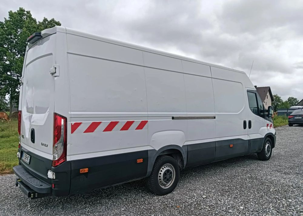 Цельнометаллический фургон Iveco 35S14,35S13,35C13,35C12,: фото 6 Цельнометаллический фургон Iveco 35S14,35S13,35C13,35C12,: фото 6