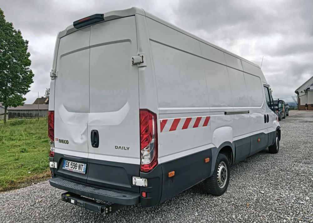 Цельнометаллический фургон Iveco 35S14,35S13,35C13,35C12,: фото 8 Цельнометаллический фургон Iveco 35S14,35S13,35C13,35C12,: фото 8