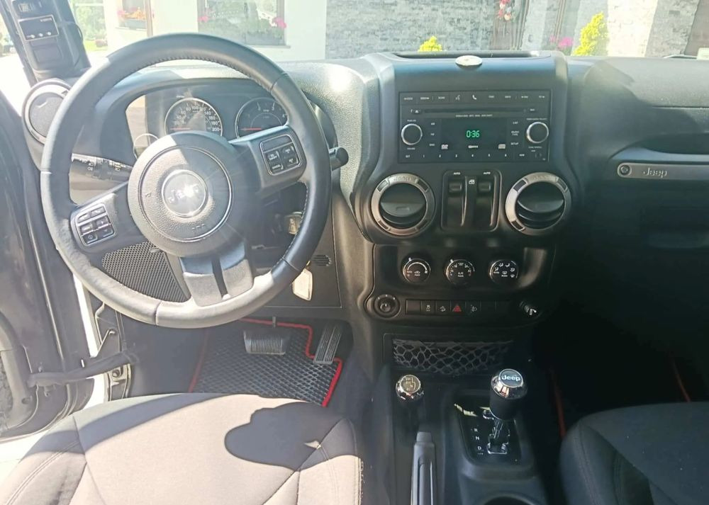 Внедорожник Jeep Wrangler 2.8 CRD Sport: фото 6