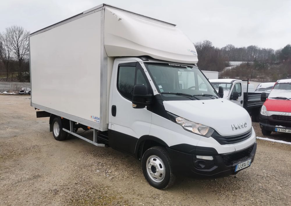 Iveco 3.0-150KM Daily 35C15 Kontener długi rama 35-150 kiper Klimatyzacja długi rozstaw - Малотоннажный фургон: фото 1 Iveco 3.0-150KM Daily 35C15 Kontener długi rama 35-150 kiper Klimatyzacja długi rozstaw - Малотоннажный фургон: фото 1
