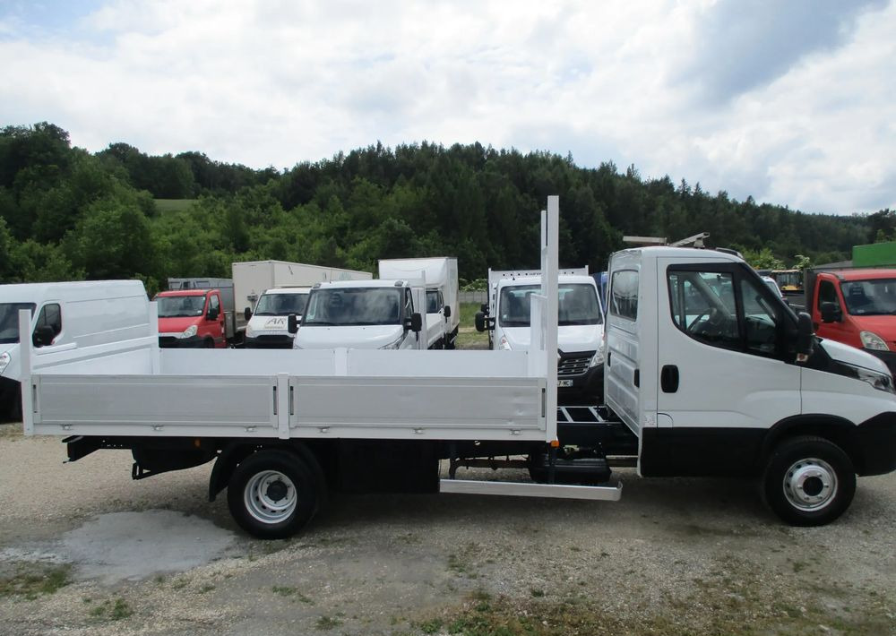 Iveco Daily 3.0 na bliźniaku 70C18 skrzynia, laweta, rama, HDS, 70-180 kiper - Грузовик бортовой/ Платформа: фото 3 Iveco Daily 3.0 na bliźniaku 70C18 skrzynia, laweta, rama, HDS, 70-180 kiper - Грузовик бортовой/ Платформа: фото 3