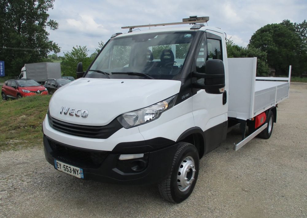 Iveco Daily 3.0 na bliźniaku 70C18 skrzynia, laweta, rama, HDS, 70-180 kiper - Грузовик бортовой/ Платформа: фото 1 Iveco Daily 3.0 na bliźniaku 70C18 skrzynia, laweta, rama, HDS, 70-180 kiper - Грузовик бортовой/ Платформа: фото 1