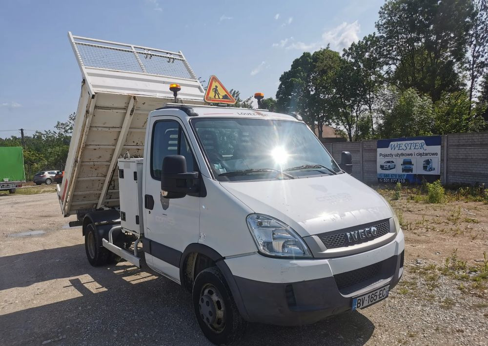 Iveco Daily 35C11 Kiper wywrotka Hak Bliźniak sprowadzony - Малотоннажный самосвал: фото 1 Iveco Daily 35C11 Kiper wywrotka Hak Bliźniak sprowadzony - Малотоннажный самосвал: фото 1