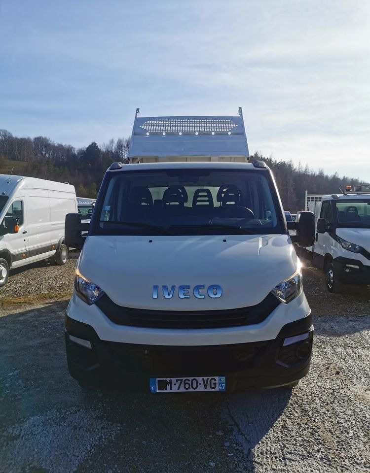 Iveco Daily 35C12 Brygadówka wywrotka 35-120 kiper doka Dubel klimatyzacja - Малотоннажный самосвал: фото 2 Iveco Daily 35C12 Brygadówka wywrotka 35-120 kiper doka Dubel klimatyzacja - Малотоннажный самосвал: фото 2