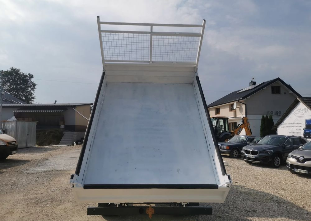 Iveco Daily 35C13 Brygadówka Klima 35-130 wywrotka kiper doka Dubel - Малотоннажный самосвал: фото 5 Iveco Daily 35C13 Brygadówka Klima 35-130 wywrotka kiper doka Dubel - Малотоннажный самосвал: фото 5