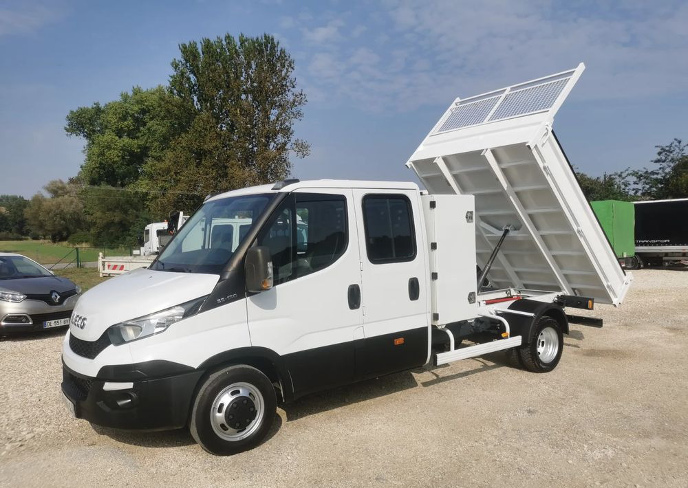 Iveco Daily 35C13 Brygadówka Klima 35-130 wywrotka kiper doka Dubel - Малотоннажный самосвал: фото 2 Iveco Daily 35C13 Brygadówka Klima 35-130 wywrotka kiper doka Dubel - Малотоннажный самосвал: фото 2