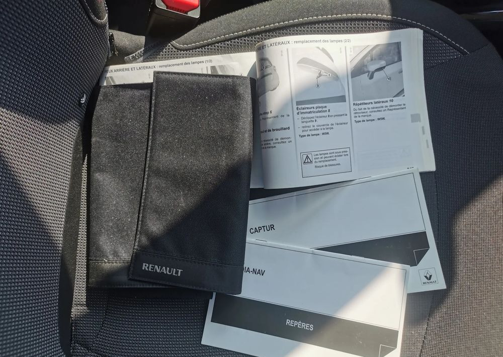 Внедорожник Renault Captur 0.9 Energy TCe Intens: фото 14