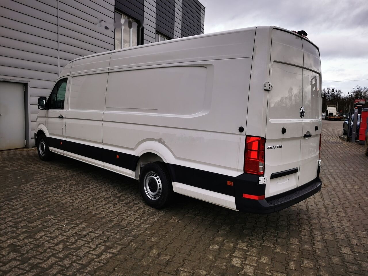 Crafter L4H3 Furgon z wysokim dachem - Цельнометаллический фургон: фото 1 Crafter L4H3 Furgon z wysokim dachem - Цельнометаллический фургон: фото 1