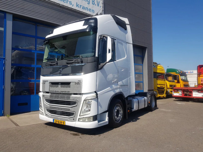 Volvo FH 420 Low deck XL Cabine hefschotel I-Parc Cool - Тягач: фото 2 Volvo FH 420 Low deck XL Cabine hefschotel I-Parc Cool - Тягач: фото 2