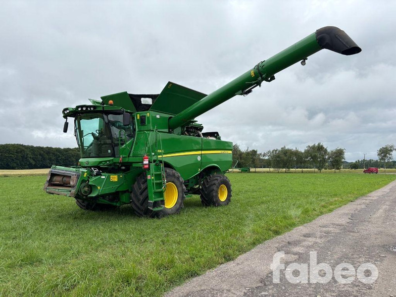 John Deere S690i - Зерноуборочный комбайн: фото 2 John Deere S690i - Зерноуборочный комбайн: фото 2