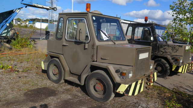 Shopf F57 2 units - Аэродромный тягач: фото 1 Shopf F57 2 units - Аэродромный тягач: фото 1