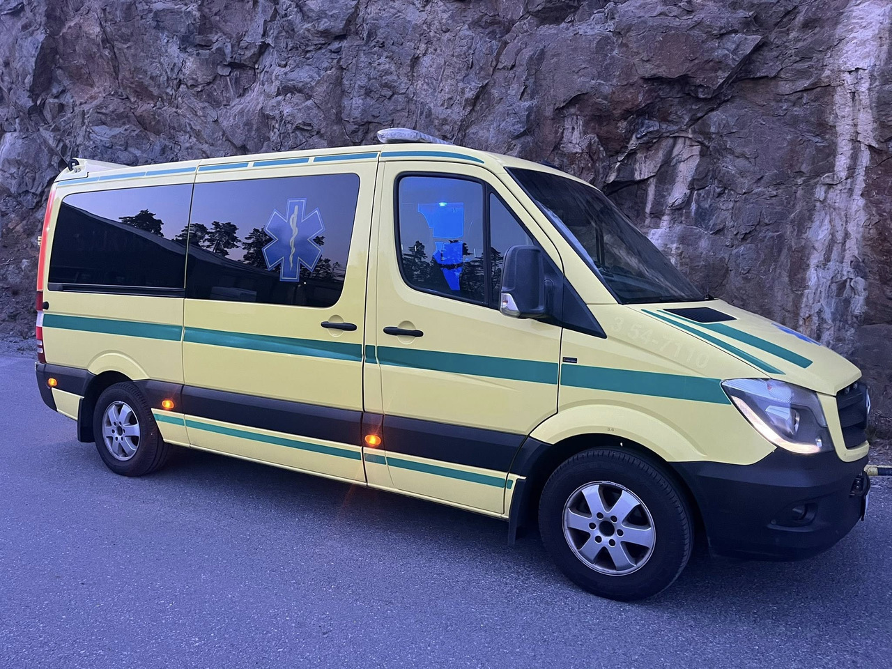 Mercedes-Benz Sprinter 316 - 2 stretcher AMBULANCE / Krankenwagen / Швидка допомога - Машина скорой помощи: фото 2 Mercedes-Benz Sprinter 316 - 2 stretcher AMBULANCE / Krankenwagen / Швидка допомога - Машина скорой помощи: фото 2
