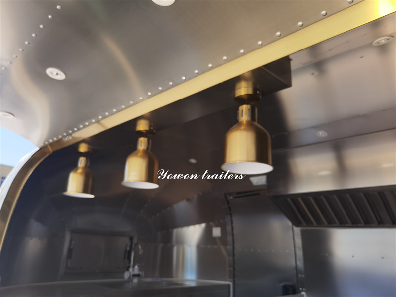YOWON mobile fast food vending trailer factory price catering truck - Торговый прицеп: фото 5 YOWON mobile fast food vending trailer factory price catering truck - Торговый прицеп: фото 5