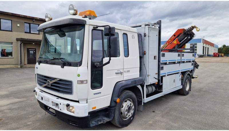 Volvo FL220 4X2 Palfinger PK7501 - Грузовик бортовой/ Платформа, Автоманипулятор: фото 4 Volvo FL220 4X2 Palfinger PK7501 - Грузовик бортовой/ Платформа, Автоманипулятор: фото 4