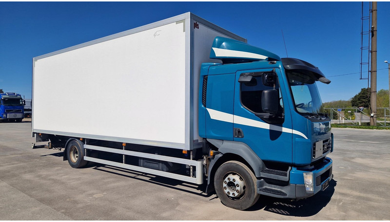Volvo FL260 4X2 - Грузовик с закрытым кузовом: фото 2 Volvo FL260 4X2 - Грузовик с закрытым кузовом: фото 2