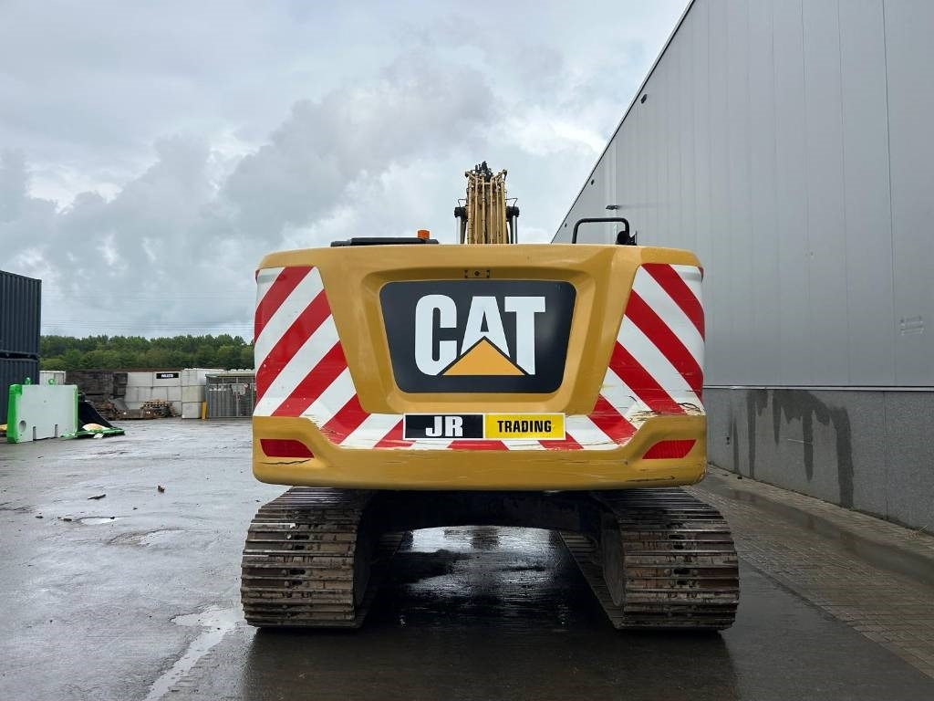CAT 320 - Гусеничный экскаватор: фото 4 CAT 320 - Гусеничный экскаватор: фото 4