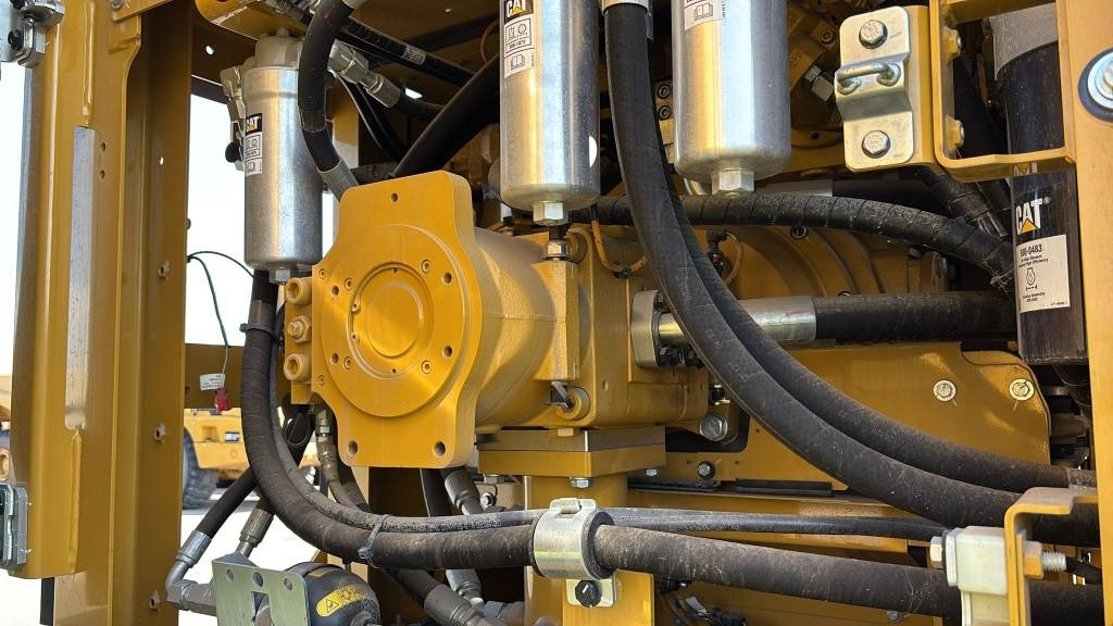 Гусеничный экскаватор CAT 374: фото 11 Гусеничный экскаватор CAT 374: фото 11