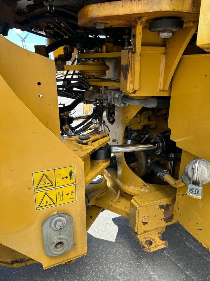 Колёсный погрузчик CAT 950 K: фото 20 Колёсный погрузчик CAT 950 K: фото 20