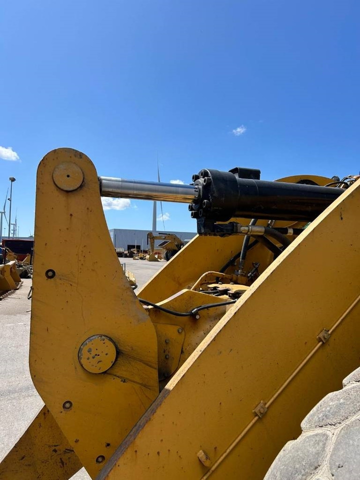 Колёсный погрузчик CAT 950 K: фото 22 Колёсный погрузчик CAT 950 K: фото 22