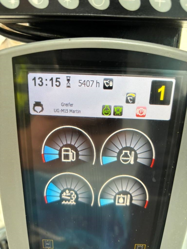 Колёсный экскаватор CAT M 320 F: фото 9 Колёсный экскаватор CAT M 320 F: фото 9