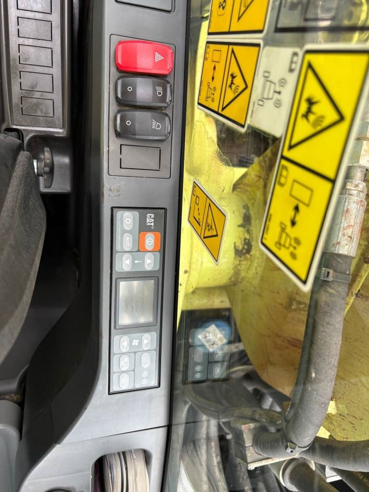 Колёсный экскаватор CAT M 320 F: фото 13 Колёсный экскаватор CAT M 320 F: фото 13