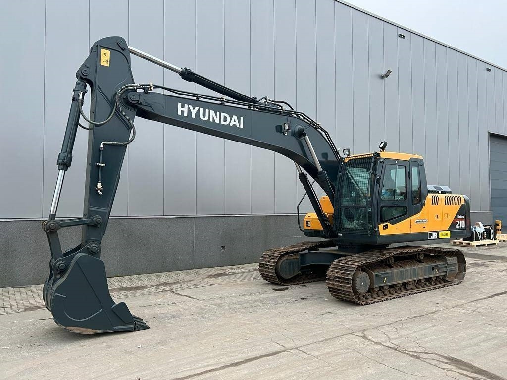 Hyundai R 210  - Гусеничный экскаватор: фото 2 Hyundai R 210  - Гусеничный экскаватор: фото 2