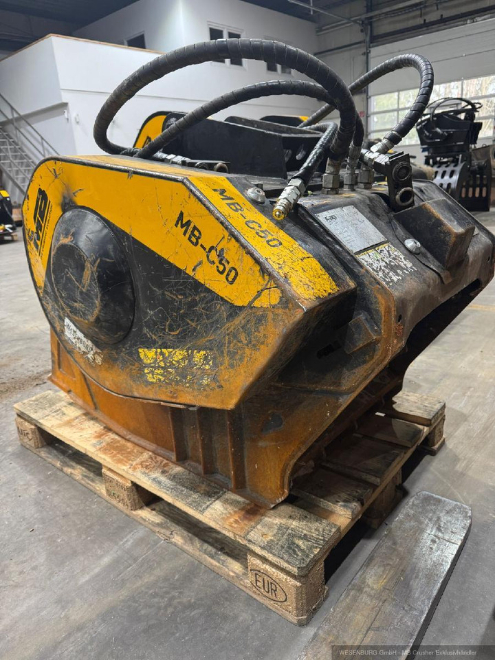 MB Crusher Brecherlöffel C50 S4 - Ausstellungs- / Vorführgerät für Bagger - Ковш: фото 3 MB Crusher Brecherlöffel C50 S4 - Ausstellungs- / Vorführgerät für Bagger - Ковш: фото 3