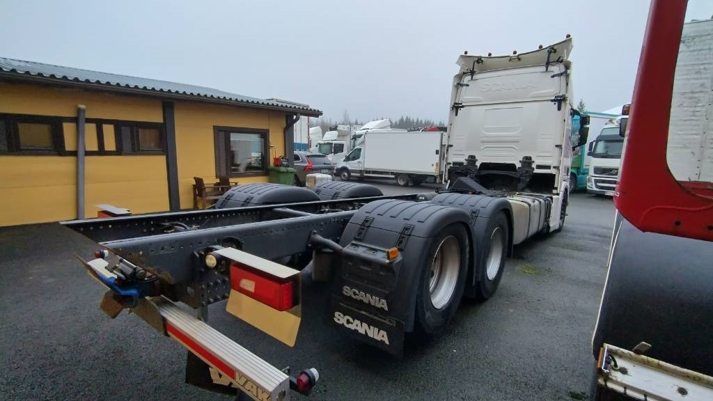 Scania R500 6x2 alusta - Грузовик-шасси: фото 4 Scania R500 6x2 alusta - Грузовик-шасси: фото 4