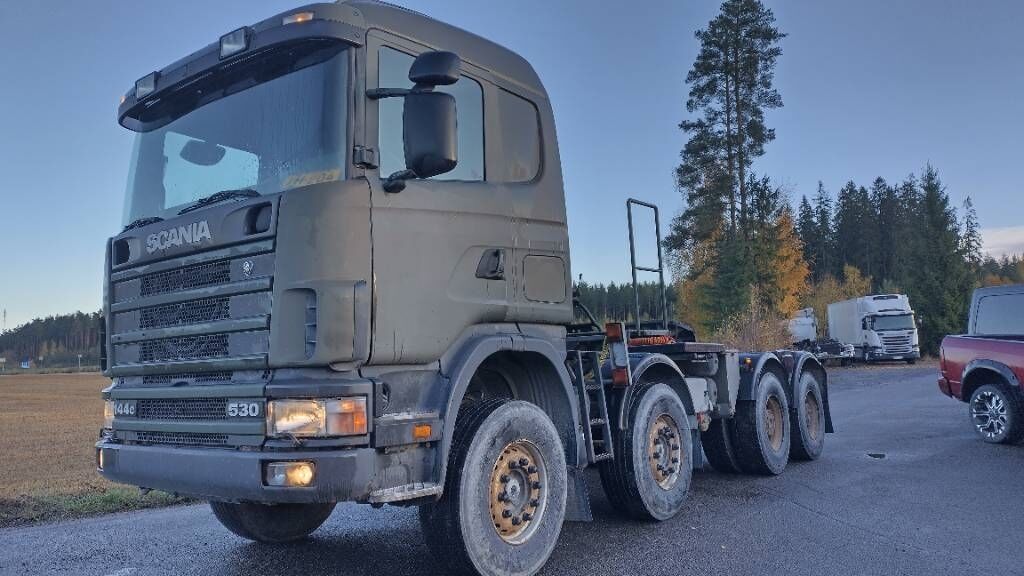 Scania R144 530 8x4 RASKASVETURI Scania R144 530 8x4 RASKASVETURI - Тягач: фото 2 Scania R144 530 8x4 RASKASVETURI Scania R144 530 8x4 RASKASVETURI - Тягач: фото 2