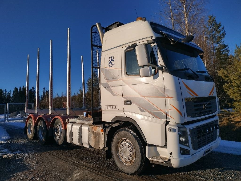 Volvo FH750 puuvarustus, napaperät,trippeli - Лесовоз: фото 2 Volvo FH750 puuvarustus, napaperät,trippeli - Лесовоз: фото 2