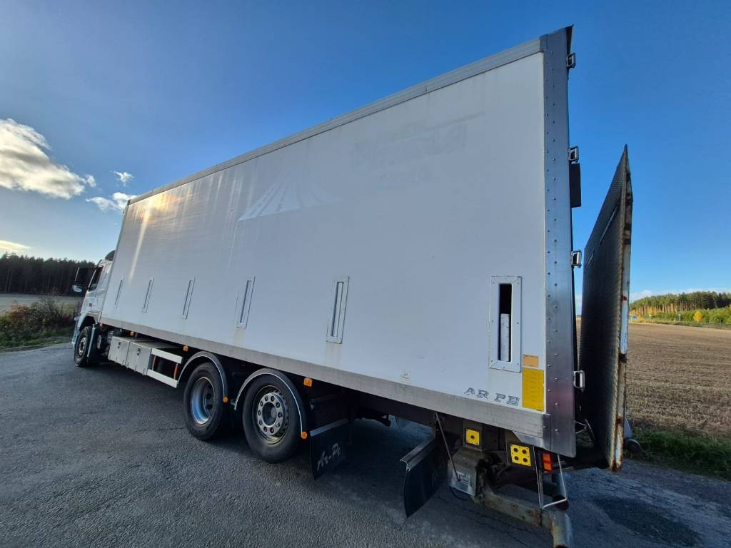 Volvo FM D11 450 6x2 umpikori+pl-nostin  - Грузовик с закрытым кузовом: фото 3 Volvo FM D11 450 6x2 umpikori+pl-nostin  - Грузовик с закрытым кузовом: фото 3