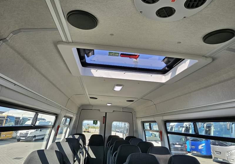 Iveco A60C15 / SPROWADZONE / EURO 6 / 25 000 KM - Микроавтобус, Пассажирский фургон: фото 3 Iveco A60C15 / SPROWADZONE / EURO 6 / 25 000 KM - Микроавтобус, Пассажирский фургон: фото 3
