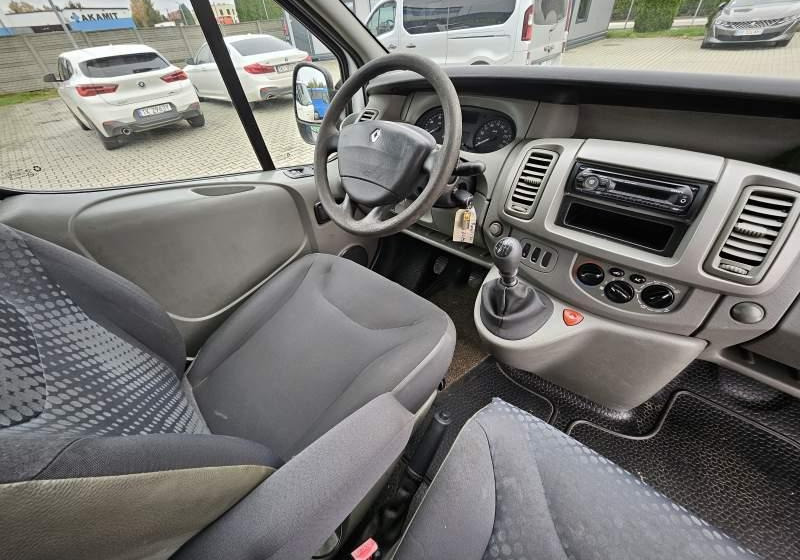 Renault TRAFIC 2.0 DCI 90 COMBI L2H1 / SPROWADZONY - Микроавтобус, Пассажирский фургон: фото 4 Renault TRAFIC 2.0 DCI 90 COMBI L2H1 / SPROWADZONY - Микроавтобус, Пассажирский фургон: фото 4