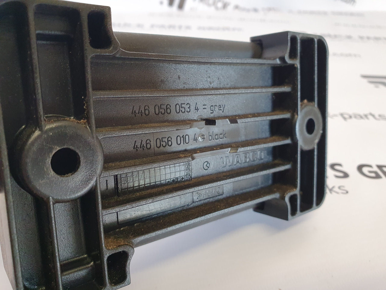 SCANIA SCANIA EURO 3 P, G, R, T series suspension control, suspension remote control 1403270, 1338344, 1374544, 1430269, 4460561260, 4460561310, 4460561460, 4460560534, 4460560104, 1723004, 1498097. - Подвеска для Грузовиков: фото 3 SCANIA SCANIA EURO 3 P, G, R, T series suspension control, suspension remote control 1403270, 1338344, 1374544, 1430269, 4460561260, 4460561310, 4460561460, 4460560534, 4460560104, 1723004, 1498097. - Подвеска для Грузовиков: фото 3
