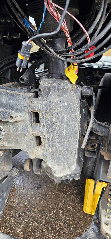 MAN MAN TGX / TGS EURO6 emission steering column, steering gear, driving shaft, driving control mechanism 81462006535, 81462009416, 81462009357, 81462009535, 81462006582, 81462006541, 81462009541, 8146200 - Запчасти для Грузовиков: фото 2 MAN MAN TGX / TGS EURO6 emission steering column, steering gear, driving shaft, driving control mechanism 81462006535, 81462009416, 81462009357, 81462009535, 81462006582, 81462006541, 81462009541, 8146200 - Запчасти для Грузовиков: фото 2