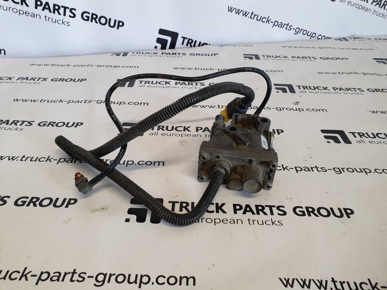 MAN MAN TGX / TGS EURO6 pressure pneumatic valve by NORGREN 4088530, 0105755, 51259020125, 51521600002, 81156106011, 81156106010, 51156100001, 81156106009, 81156106008 - Запчасти для Грузовиков: фото 3 MAN MAN TGX / TGS EURO6 pressure pneumatic valve by NORGREN 4088530, 0105755, 51259020125, 51521600002, 81156106011, 81156106010, 51156100001, 81156106009, 81156106008 - Запчасти для Грузовиков: фото 3