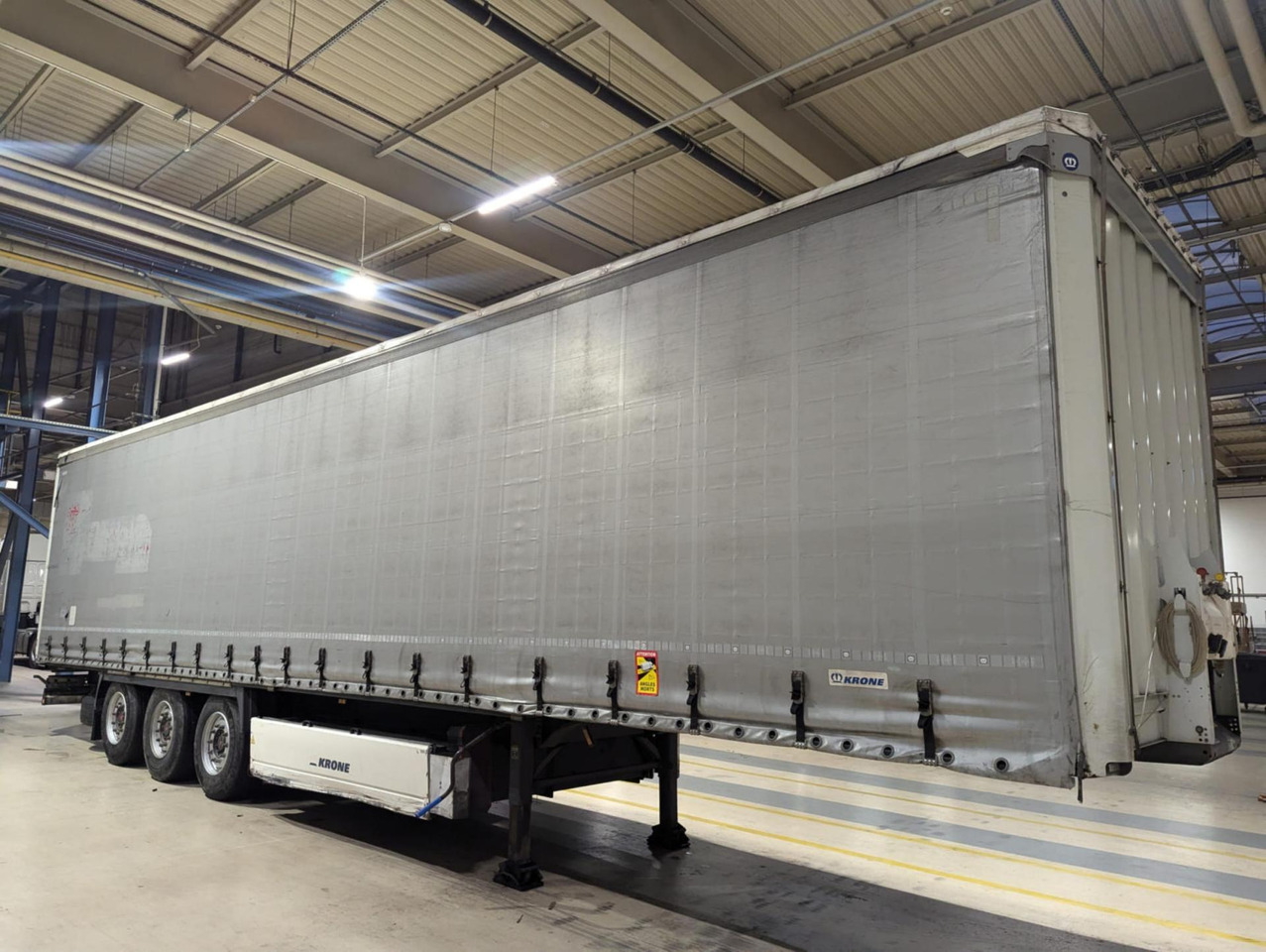 2018 Krone SDP Profi Liner Standard Lifting Axle - Тентованный полуприцеп: фото 3 2018 Krone SDP Profi Liner Standard Lifting Axle - Тентованный полуприцеп: фото 3